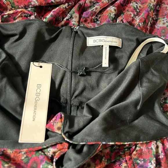 NWT BCBGeneration Floral Bodycon Dress | size 2 - Picture 6 of 14